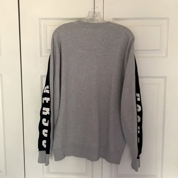 Versus Versace Sweatshirt with Zipper Logo Sleeves - Picture 5 of 6